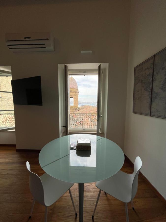 B&B Aganita Ancona Bagian luar foto