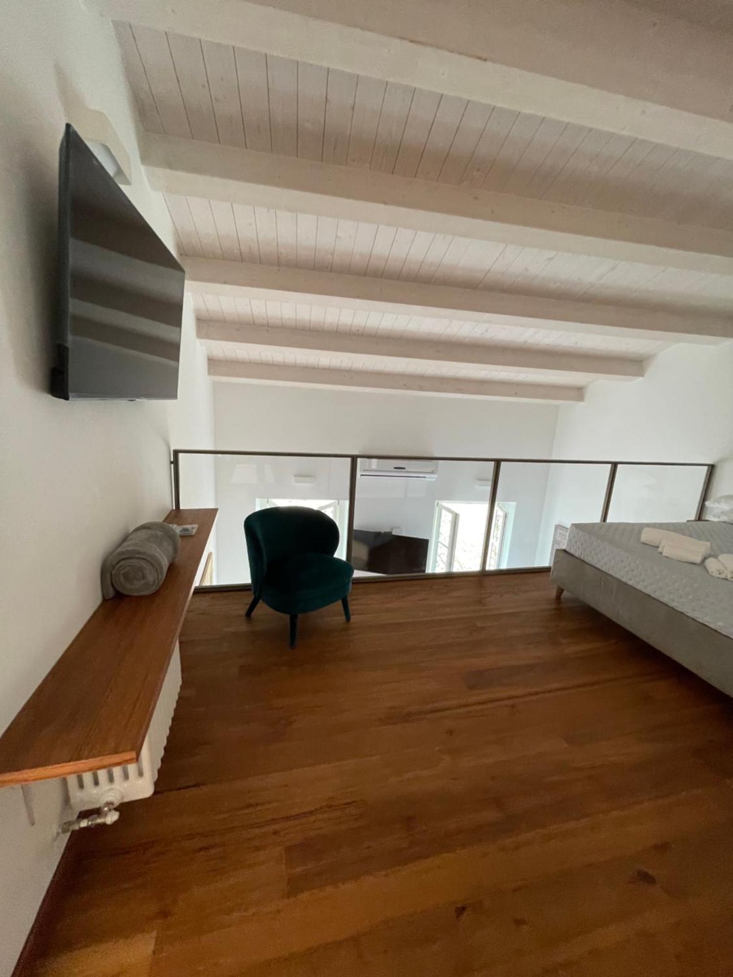 B&B Aganita Ancona Bagian luar foto